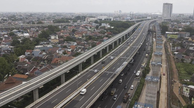 Jasa Marga bakal mengoperasikan Tol Jakarta-Cikampek II Selatan di ruas Sadang-Kutanegara sepanjang 8,5 kilometer (km) secara fungsional saat libur Nataru.