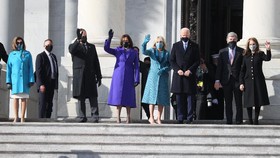 Obama dan Sejumlah Pejabat Tiba di Upacara Pelantikan Biden