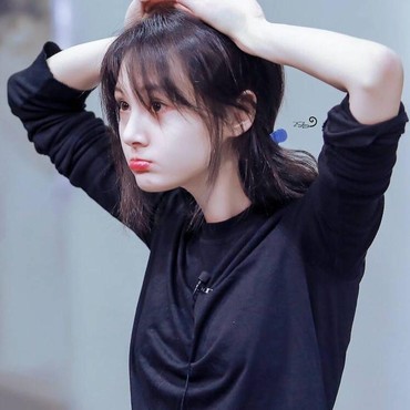 Kebohongan Terbongkar, Artis Cantik China Gigit Jari Kehilangan Pekerjaan