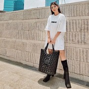 5 Tips Tampil Keren dengan White T-Shirt ala Anaz Siantar