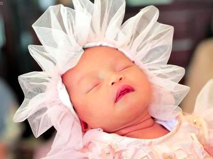 7 Foto Imut Bayi Perempuan Zaskia Gotik, Arsila Bungalia Sirkiani