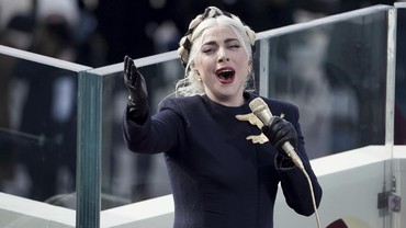 img-title Lady Gaga Akui Pernah Diperkosa Produser Musik hingga Hamil