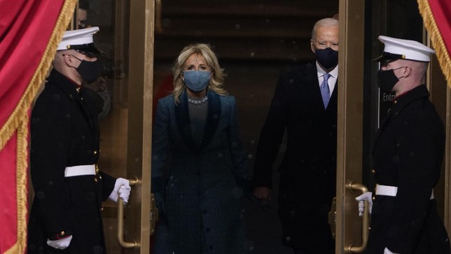 Sejumlah pengamat politik internasional menilai langkah Joe Biden dalam memimpin AS berat lantaran adanya setumpuh PR besar yang diwariskan Trump.