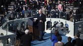 Joe Biden dan Kamala Harris secara  resmi dilantik menjadi Presiden dan Wakil Presiden Amerika Serikat, Rabu (20/1) di Gedung Capitol Hill.