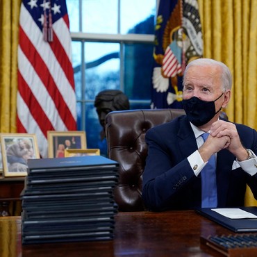 Potret Momen Pelantikan Presiden Amerika Serikat ke-46 Joe Biden