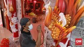 FOTO: Klenteng Hok Lay Kiong Bersolek Jelang Perayaan Imlek Kelenteng Hok Lay Kiong berhias jelang perayaan Tahun Baru China atau imlek yang jatuh pada 12 Februari 2021. Berikut gambarannya.