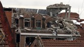 FOTO : Ledakan Dahsyat Hancurkan Gedung di Madrid Sebuah ledakan akibat kebocoran gas di Ibu Kota Madrid, Spanyol, pada Rabu (20/1) kemarin menewaskan empat orang.