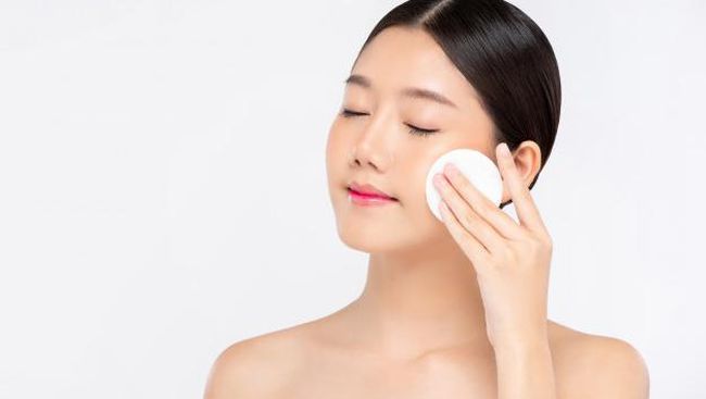 Lembut Dan Melembabkan Simak Rekomendasi Cleansing Milk Yang Bisa Kamu Coba Lembut Dan Melembabkan Simak Rekomendasi Cleansing Milk Yang Bisa Kamu Coba
