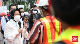 Lebaran, Mensos Risma Pastikan Bansos Diserahkan Awal Mei