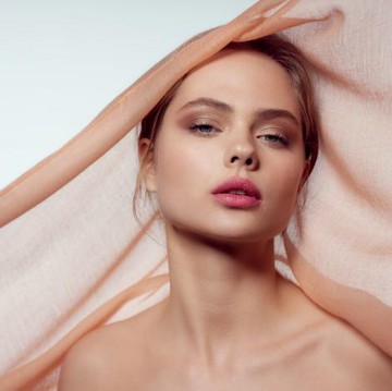 img-title Makeup Natural untuk Kuliah Offline