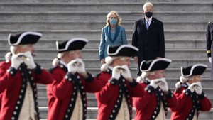 FOTO : Parade Marching Band Warnai Pelantikan Joe Biden