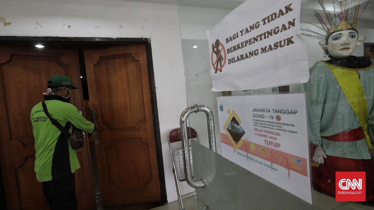 FOTO: Isolasi Mandiri OTG di Balai Latihan Kesenian DKI