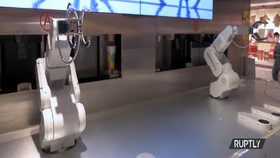 VIDEO: Robot Pembuat Teh Berteknologi Canggih