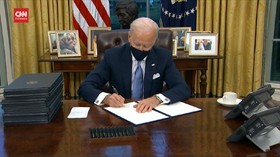 VIDEO: Momen Biden Resmi Berkantor di Gedung Putih