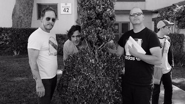 Weezer Rilis 'All My Favorite Songs', Lagu Pembuka di Album Ok Human