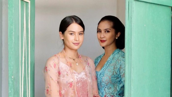 Adu Pesona Menawan Duo Maudy: Maudy Ayunda dan Maudy Koesnaedi!
