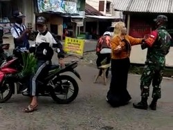 Geger Emak-emak Garut Ngamuk Tak Terima Diingatkan Pakai Masker
