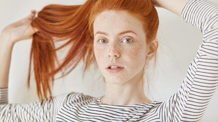 Ketahui 4 Masalah yang Disebabkan Dry Shampoo dan Cara Mengatasinya