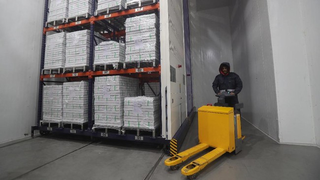 FOTO: Melihat Pabrik Vaksin AstraZeneca Terbesar di Dunia