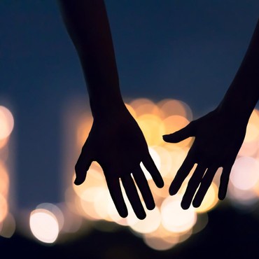 Deretan Artis yang Disebut Elly Sugigi Pacaran Settingan