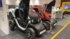 Mobil Listrik 2 Penumpang Renault Twizy Dijual Rp408 Juta