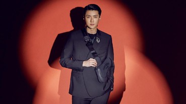Balik ke Korea, Sehun EXO Pakai Batik bak Pejabat