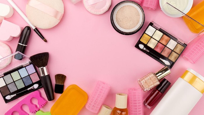 Tips Kenali Produk Kosmetik Sehat yang Sehat dan Aman
