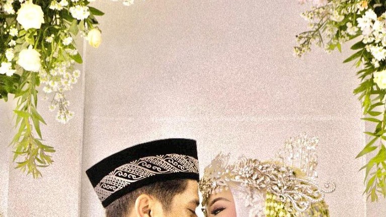 UTTA SYAHPUTRA UTTA SYAHPUTRA