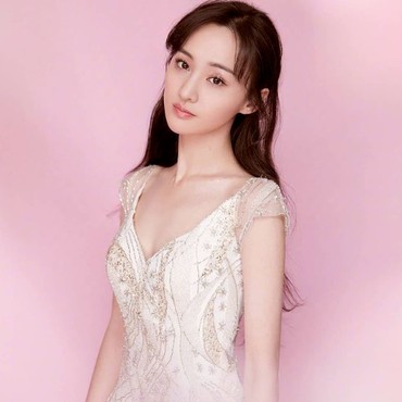 Buntut Skandal soal Dugaan Sewa Rahim, Penghargaan Zheng Shuang Dicabut