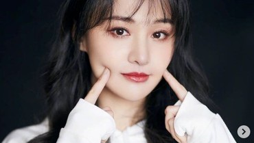 Zheng Shuang Ternyata Masih Utang Rp955 Juta untuk Sewa Rahim