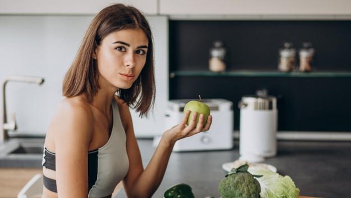 Benarkah Makan di Malam Hari Setelah Olahraga Bikin Gemuk?