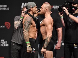 Intip Pendapatan McGregor yang Kalah KO dari Poirier
