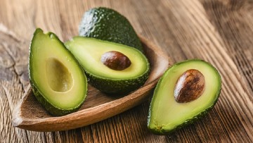 MAKANAN YANG CERDASKAN ANAK