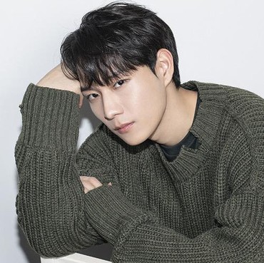 KBS Bantah Kim Young Dae Mundur dari 'School 2021'