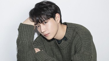 img-title Fan Meeting Kim Young Dae di Bandung Ditunda Akibat COVID-19 Meningkat