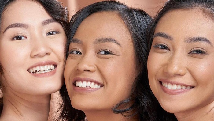 Rekomendasi Liquid Foundation Lokal Hasil Natural Favorit Beautynesia