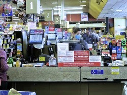 Minta Prokes COVID-19 di Supermarket Lebih Ketat, Karyawan Ini Malah Dipecat
