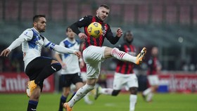 Rebic Disanksi 2 Laga karena Hina Wasit di Milan vs Napoli