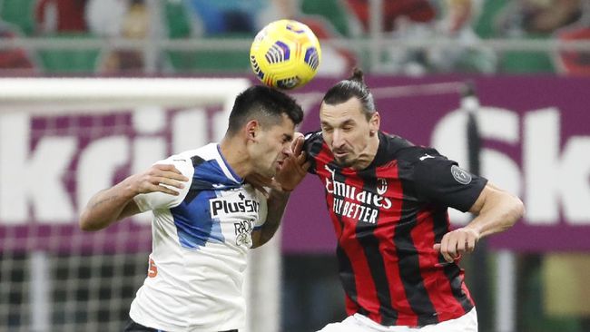 Klasemen Liga Italia Usai Milan Dibantai Atalanta AC Milan tetap berada di puncak klasemen Liga Italia meski kalah dari Atalanta dengan skor telak 0-3. Berikut klasemen Liga Italia.