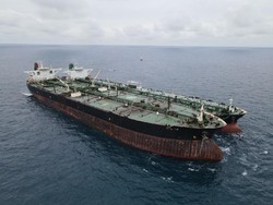Bakamla Amankan 2 Kapal Tanker Asing Diduga Lakukan Transfer BBM Ilegal