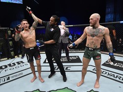 Kalah dari Poirier, McGregor Bakal Menyebrang ke WWE?