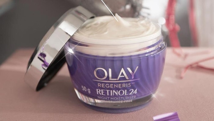 Olay Regenerist Retinol 24 Night Moisturizer, Menjaga Kulit Tetap Kencang