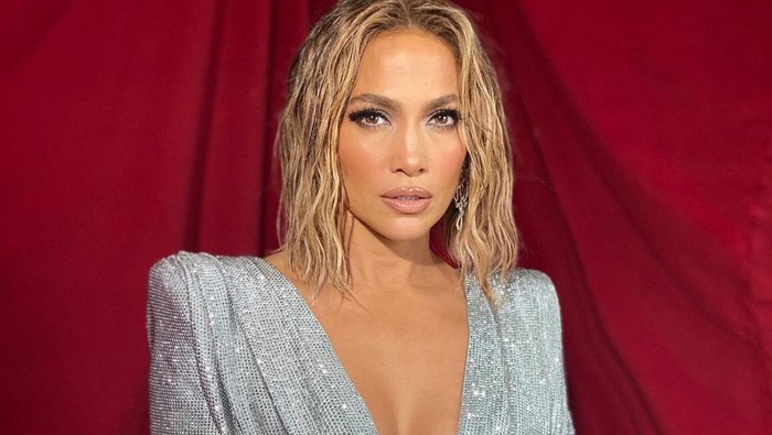 Tetap Fit di Usia 51 Tahun, Ini Rahasia Diet Jennifer Lopez