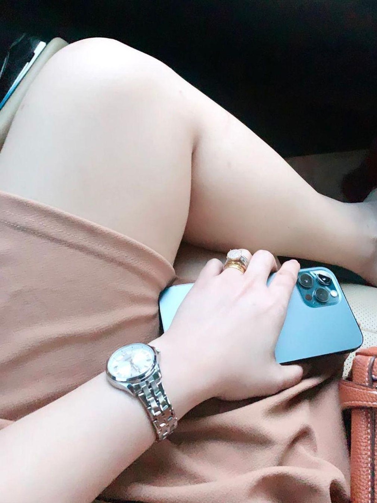 6 Foto Seksi Gisel Anastasia yang Bikin Netizen Ribut