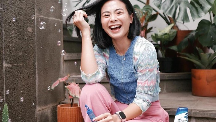 Rahasia Rambut Sehat Bebas Rontok Alodita, Sampo dan Gula Pasir!