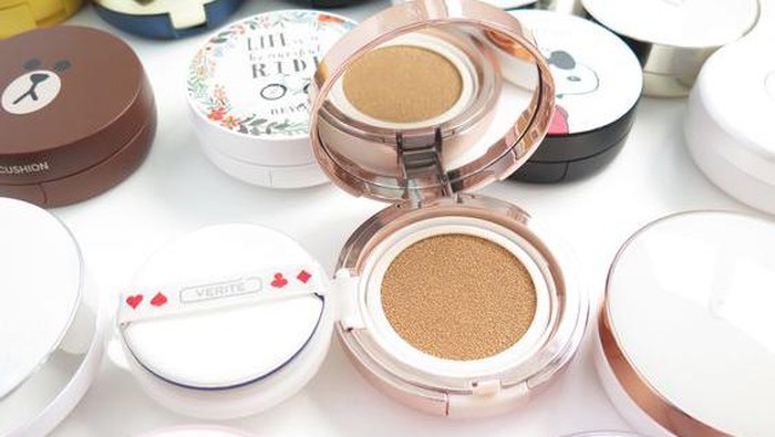 Rekomendasi Cushion untuk Kulit Kering, Lembab dan Bikin Glowing!