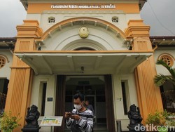 Ruangan Hakim PN Surabaya yang Ditangkap KPK Disegel
