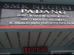 Polemik Siswi Nonmuslim Diminta Berjilbab, Ini Tatib Pakaian SMKN 2 Padang