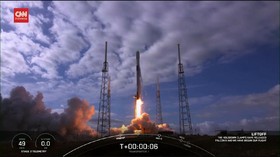 VIDEO: Rekor SpaceX Bawa 143 Satelit Sekali Luncur