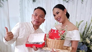 img-title Sidang Kasus dengan Angel Lelga Ditunda, Kembali Digelar Usai Vicky Nikah